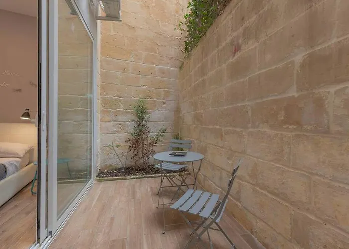 - 2 Mins From The Lejlighed *