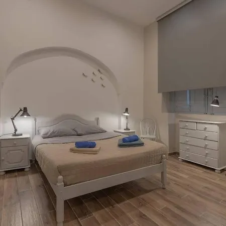 Apartment - 2 Mins From The