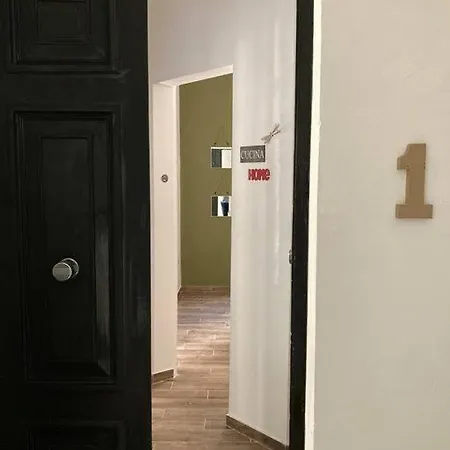 Appartement - 2 Mins From The *